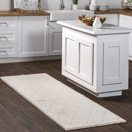 Nuloom Amy Casual Faux Rabbit Machine Washable Area Rug 2ft 6in x 8ft HJWR01E-2608